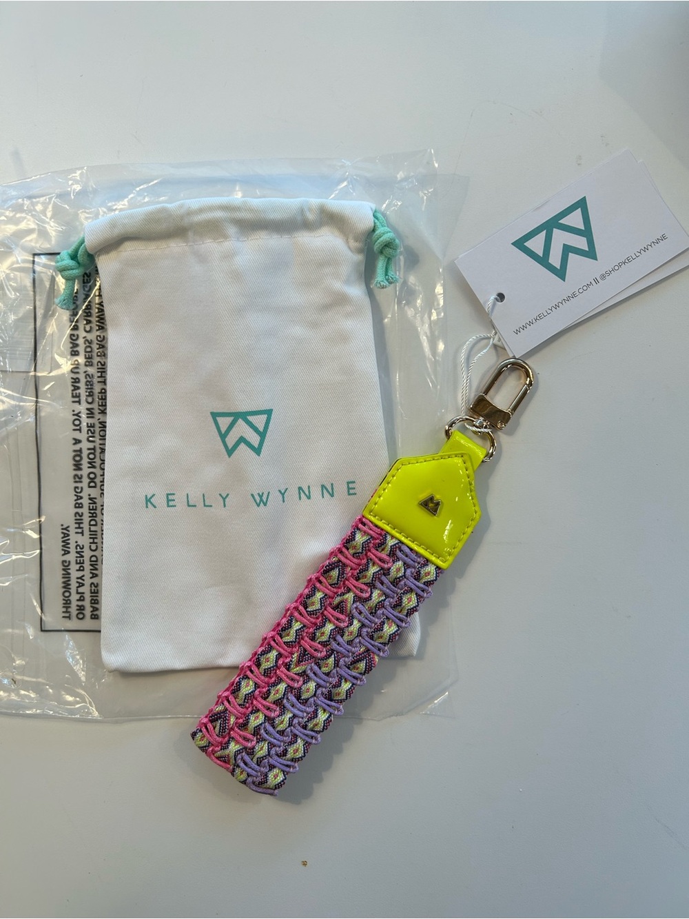 NWT Kelly Wynne Keep on Cruisin Keychain/Wristlet in Neon Yellow